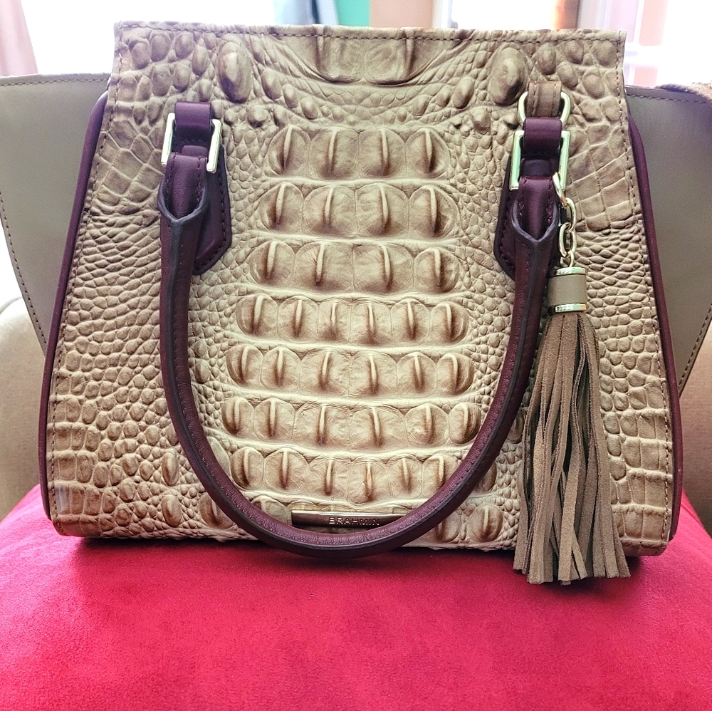 Purse. Make an offer
